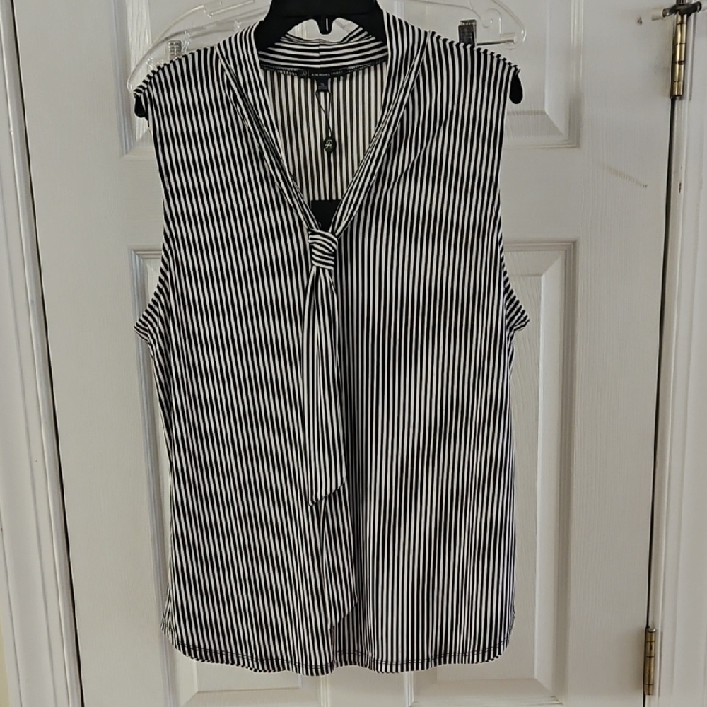 Adrianna Papell Monochrome Striped Top Lightweight Stretchy
